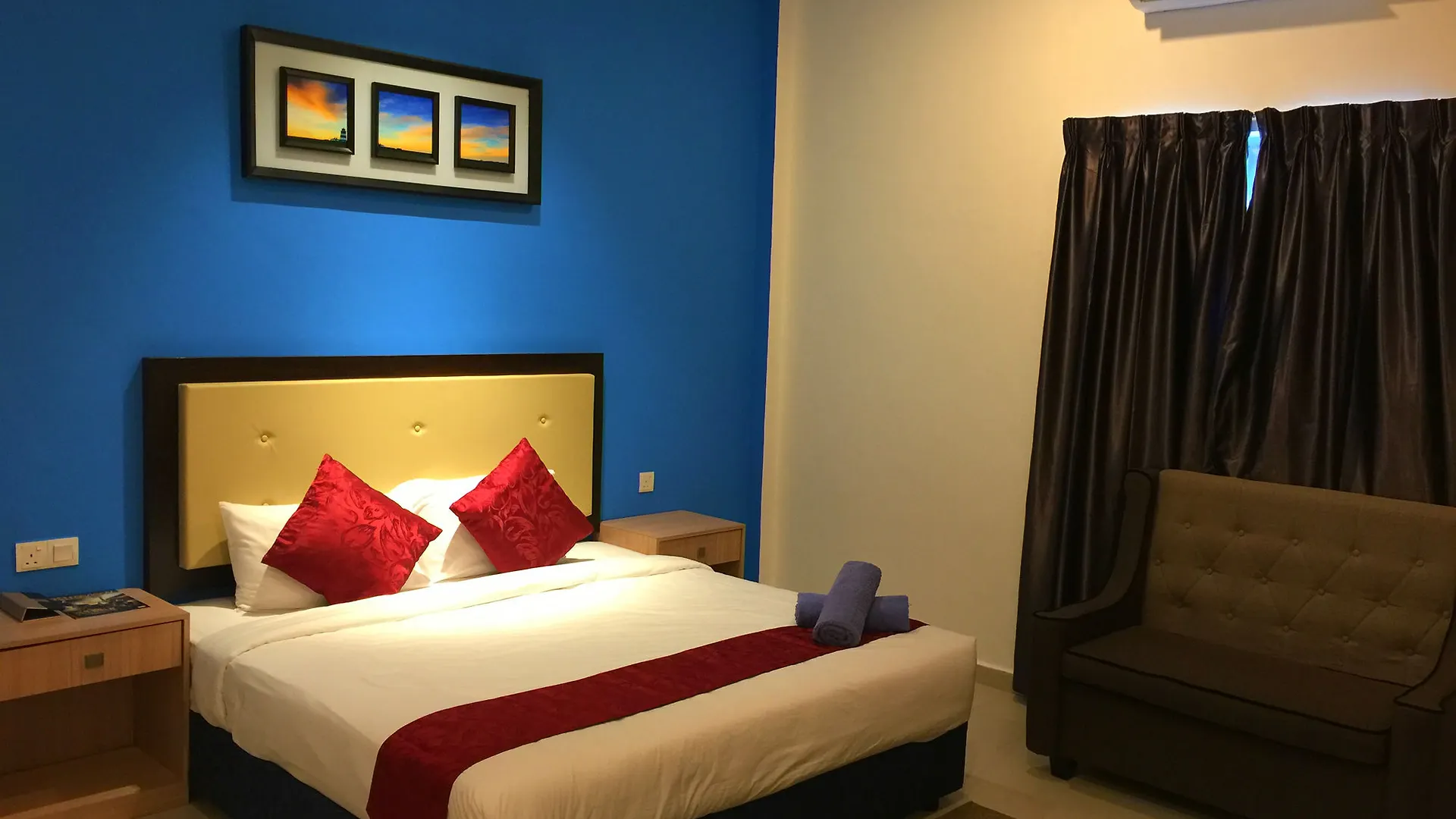 Royal Agate Beach Resort Pantai Cenang  Hotel